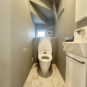 1階　トイレ　トイレは各階にあります