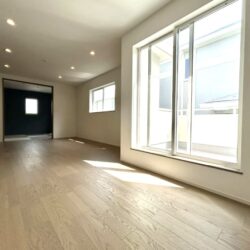 2階　リビングダイニングキッチン　約18.5帖